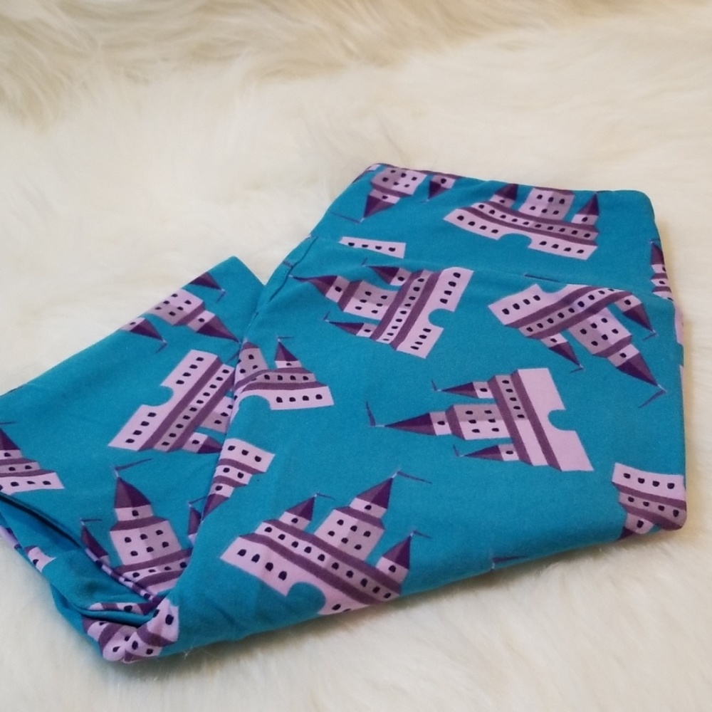 Lularoe OS leggings castle unicorn